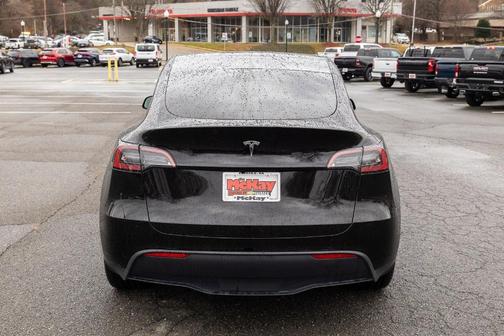 2024 Tesla Model Y Long Range