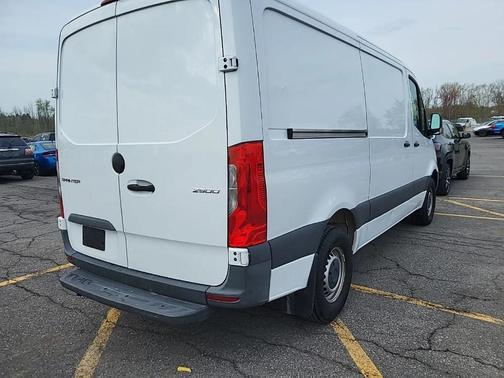 Arctic White 2020 Mercedes-Benz Sprinter 2500 144 WB