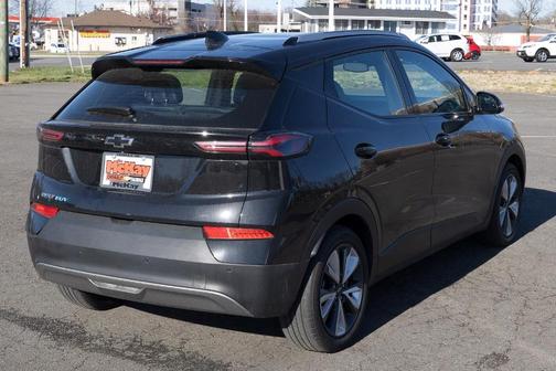 2022 Chevrolet Bolt EUV LT