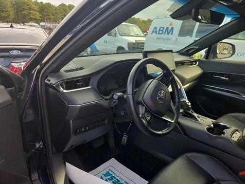 2022 Toyota Venza XLE