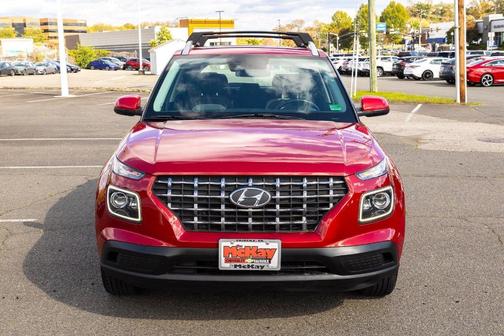 2021 Hyundai VENUE SEL