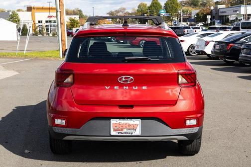 2021 Hyundai VENUE SEL