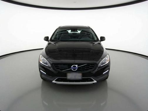 2015 Volvo V60 Cross Country T5