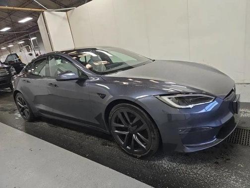 2022 Tesla Model S Base