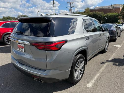 2023 Chevrolet Traverse High Country