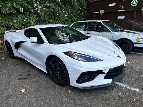 2020 Chevrolet Corvette Stingray w/2LT