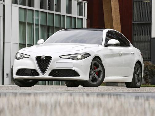 Red 2017 Alfa Romeo Giulia Base