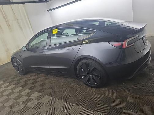 2024 Tesla Model 3 Base