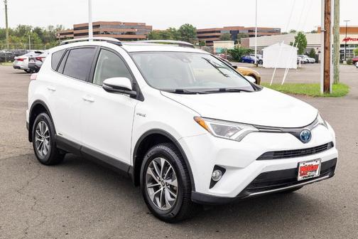 2018 Toyota RAV4 Hybrid XLE