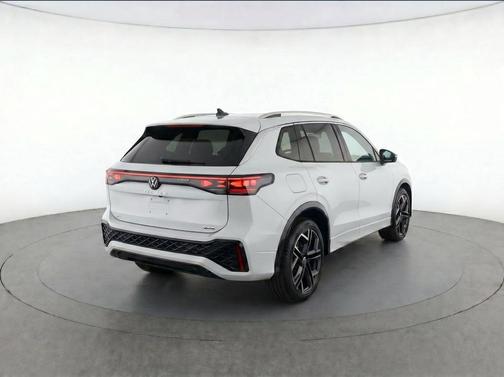 Ascot Grey 2025 Volkswagen Tiguan 2.0T SEL R-Line