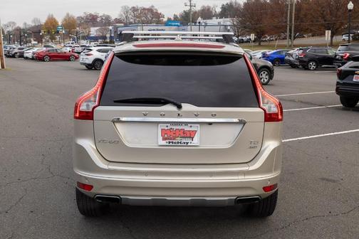 2017 Volvo XC60 T5 Inscription