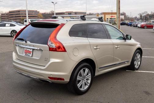 2017 Volvo XC60 T5 Inscription