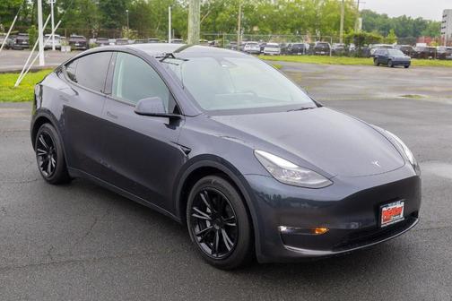 Stealth Gray 2024 Tesla Model Y Long Range