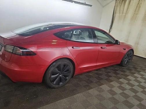2023 Tesla Model S Standard Range
