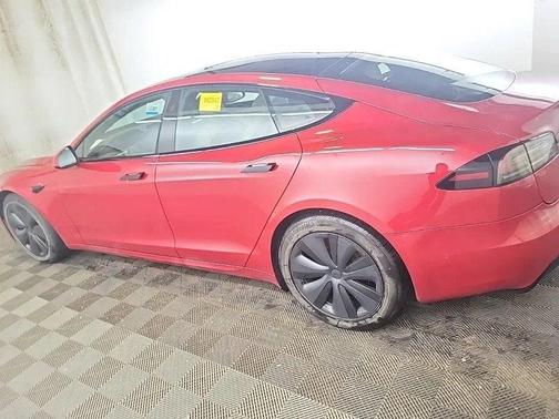 2023 Tesla Model S Standard Range