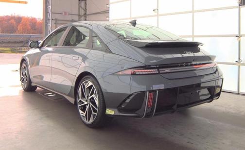 2023 Hyundai IONIQ 6 SEL