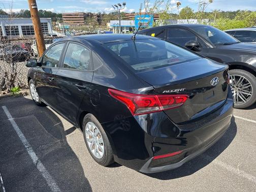 2019 Hyundai Accent SE
