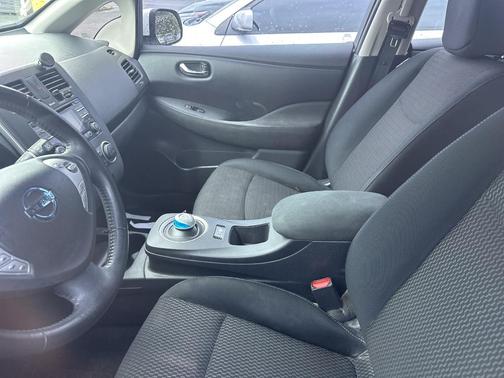 2015 Nissan Leaf S