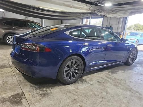 2020 Tesla Model S Long Range Plus