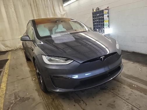 2022 Tesla Model X Plaid