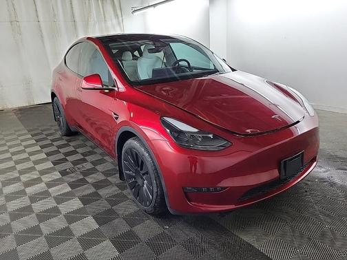 2024 Tesla Model Y Long Range