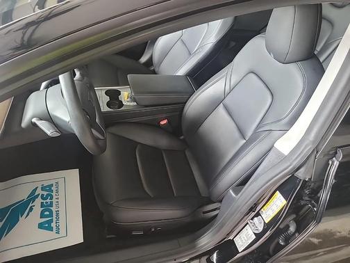2022 Tesla Model 3 Base