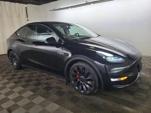 2023 Tesla Model Y Performance