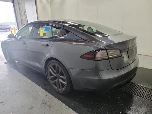 2022 Tesla Model S Base