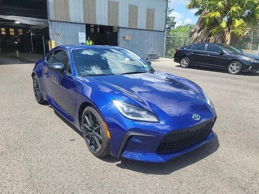 2024 Toyota GR86 Premium