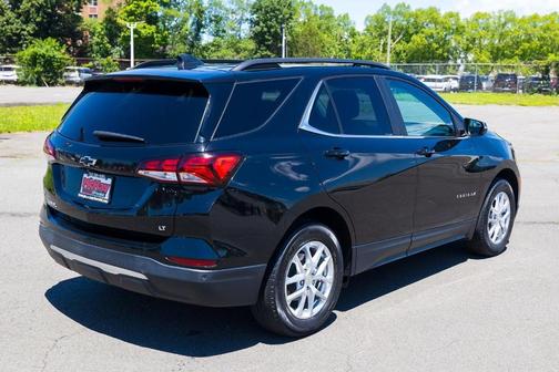 Black Metallic 2022 Chevrolet Equinox 1LT