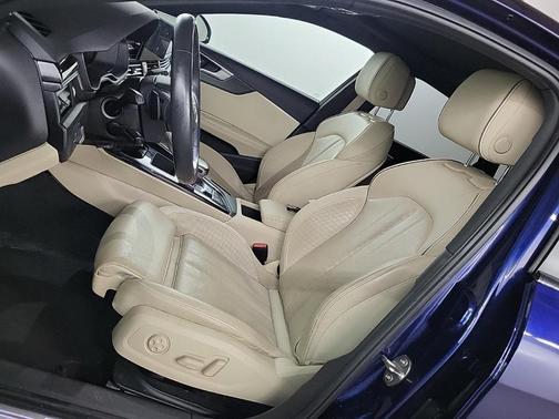 2021 Audi A4 45 S line Premium Plus