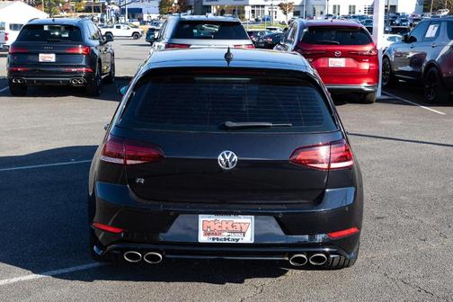 2019 Volkswagen Golf R 2.0T w/DCC & Navigation