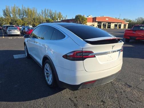 2020 Tesla Model X Long Range