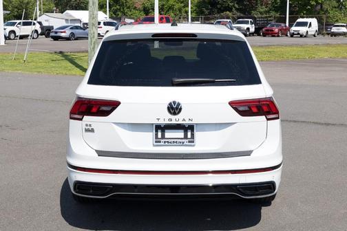 2023 Volkswagen Tiguan 2.0T SE R-Line Black