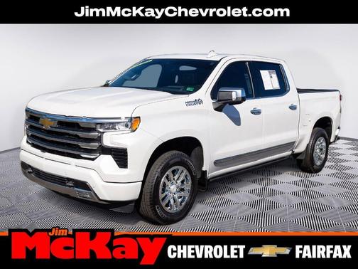 Crystal White Tri-Coat 2025 Chevrolet Silverado 1500 High Country