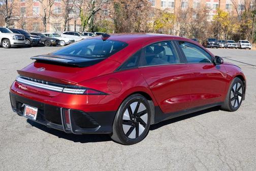 2023 Hyundai IONIQ 6 SE