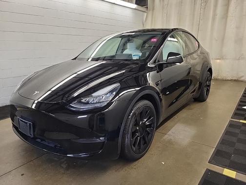 2022 Tesla Model Y Long Range
