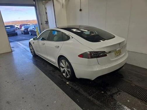 2020 Tesla Model S Long Range Plus