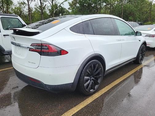 2020 Tesla Model X Long Range