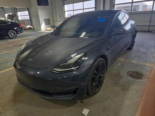2023 Tesla Model 3 Performance
