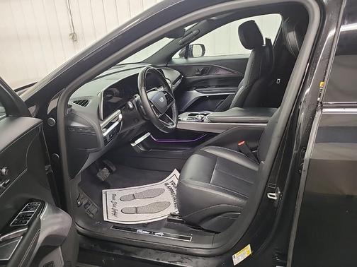 2023 Cadillac LYRIQ Luxury