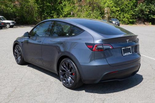 2023 Tesla Model Y Performance