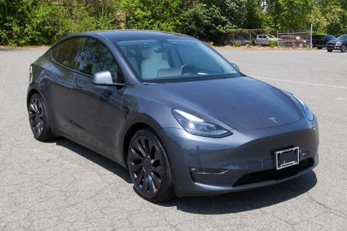 2023 Tesla Model Y Performance