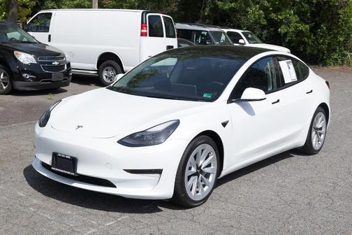2023 Tesla Model 3 Base