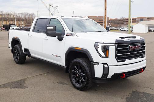 2024 GMC Sierra 2500 AT4