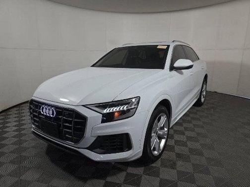 2023 Audi Q8 55 Premium Plus