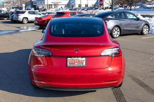 2022 Tesla Model 3 Base