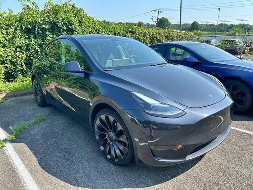 2024 Tesla Model Y Performance