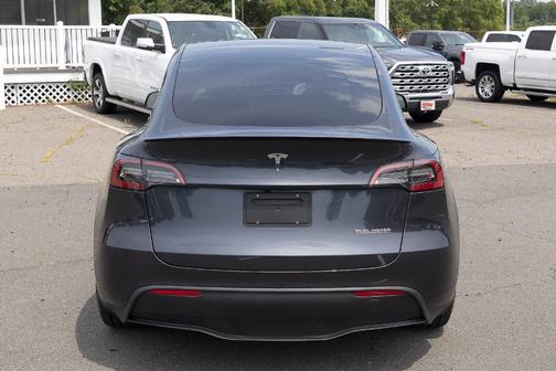 2024 Tesla Model Y Performance
