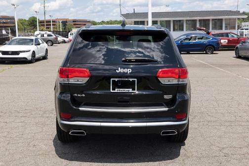2021 Jeep Grand Cherokee Summit